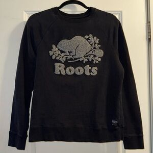 Women’s Medium Roots Crewneck